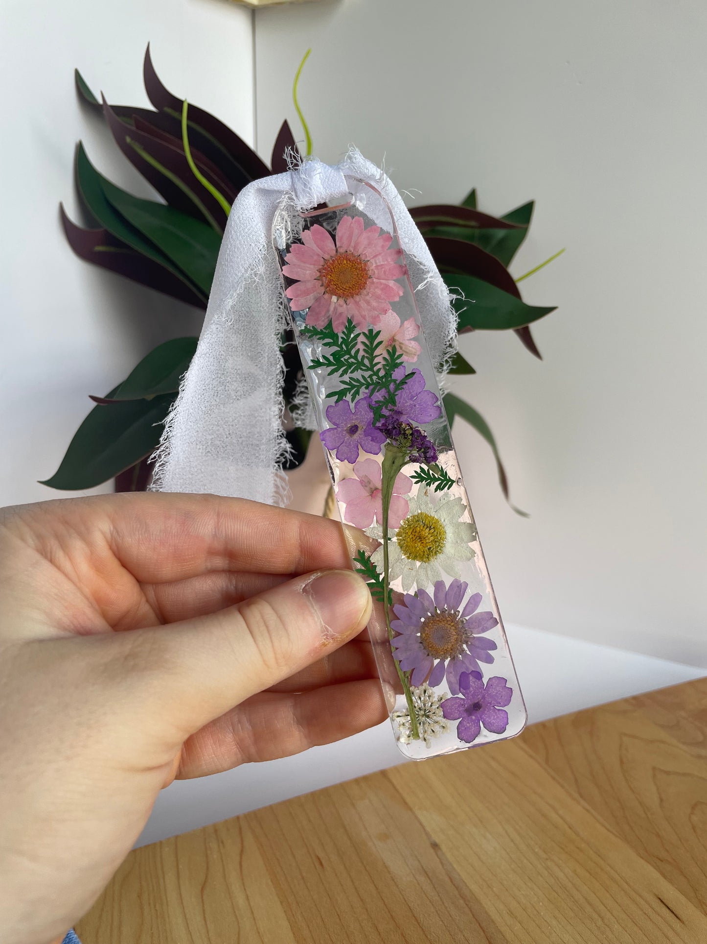 Pink and Purple Dried Flowers Clear Acrylic Bookmark with Chiffon Ribbon
