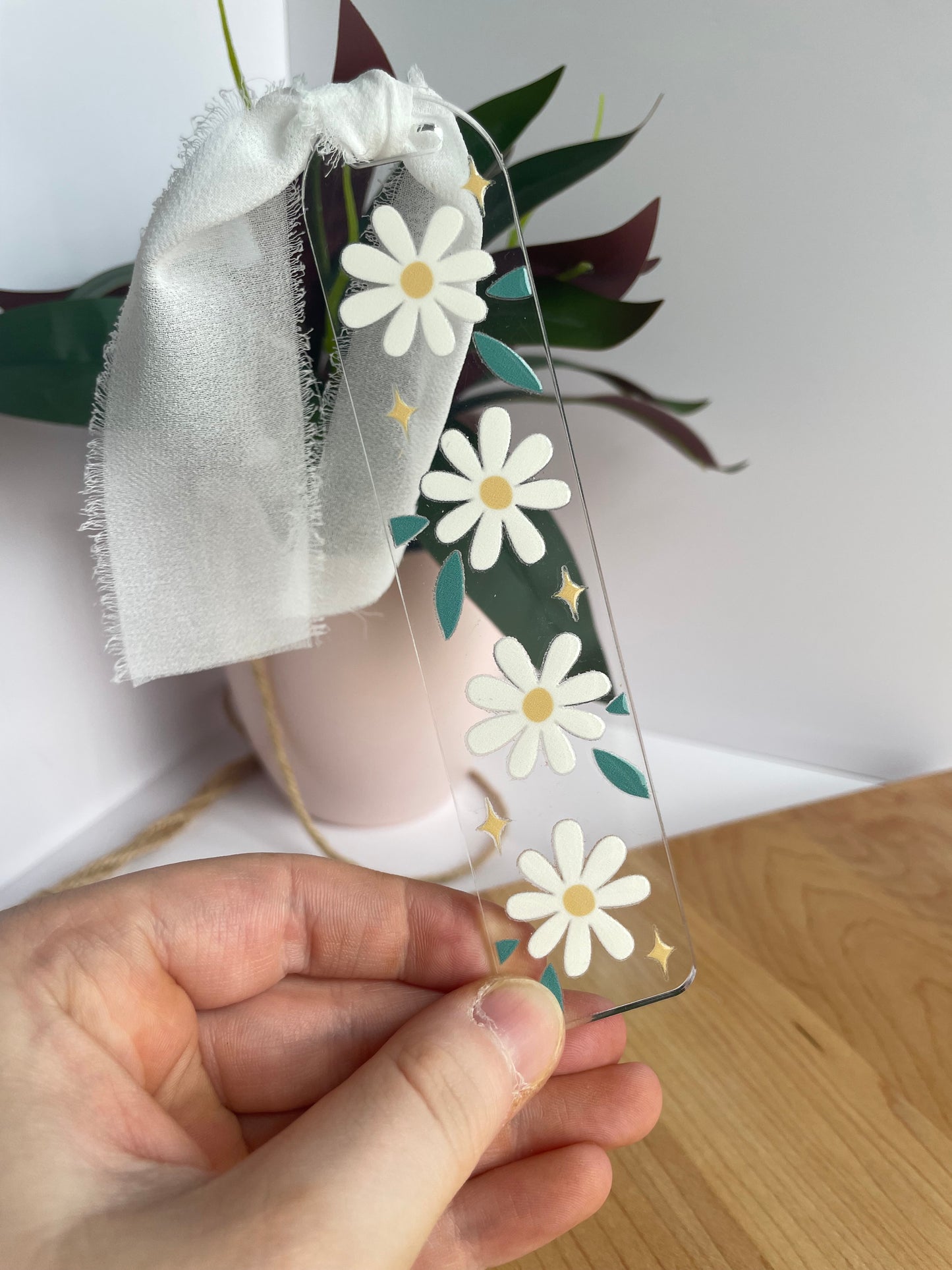 Sparkly Daises Clear Acrylic Bookmark with Chiffon Ribbon