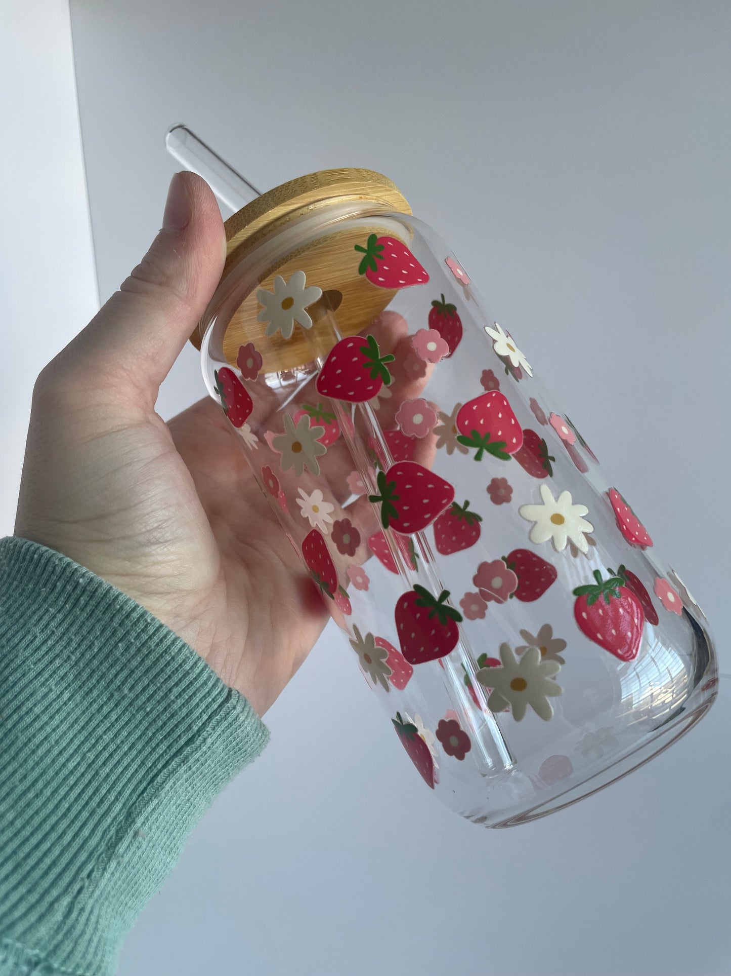 Strawberries and Daises Glass Cup with Bamboo Lid and Glass Straw