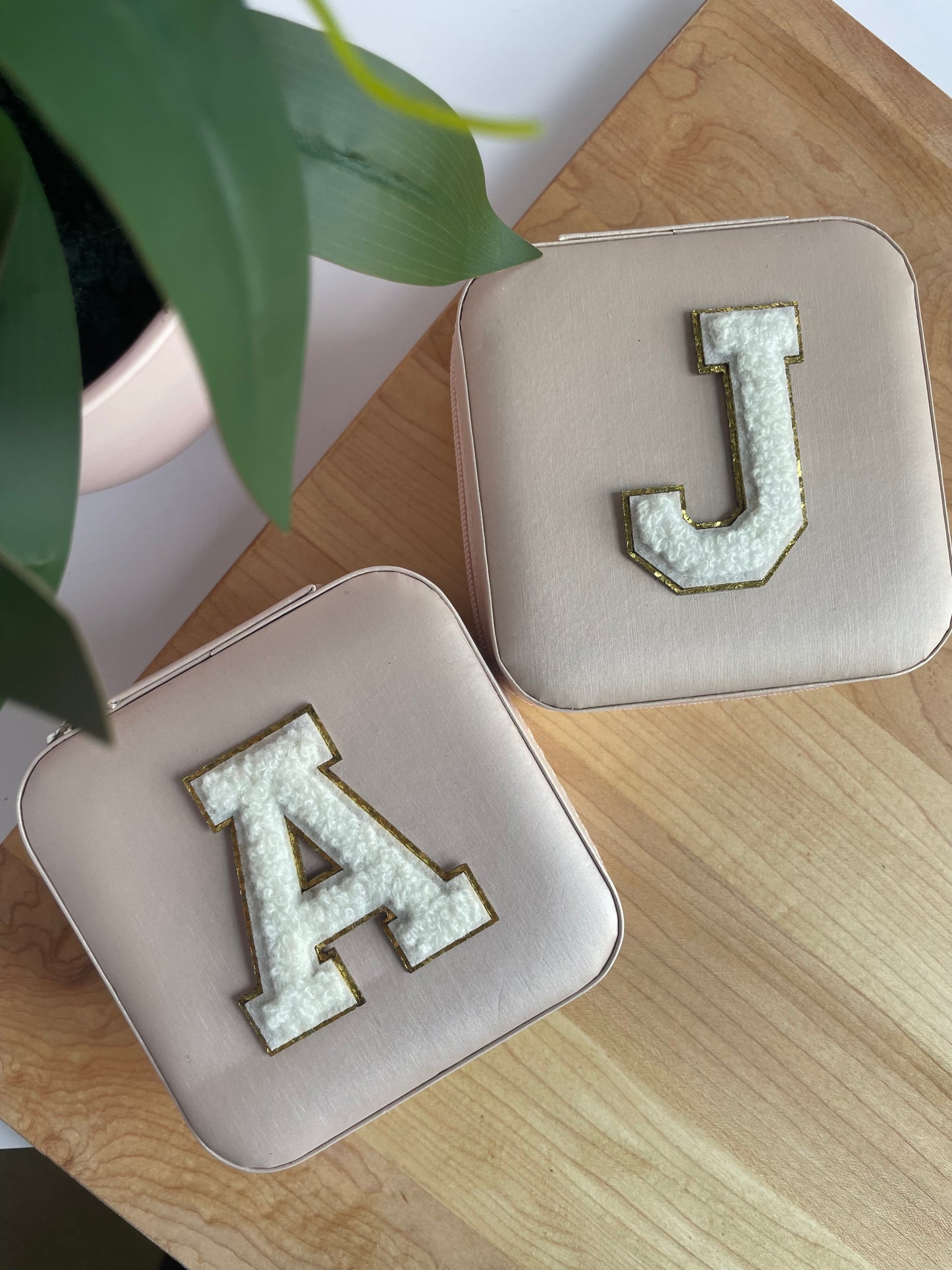 Custom White Letter Jewelry Box