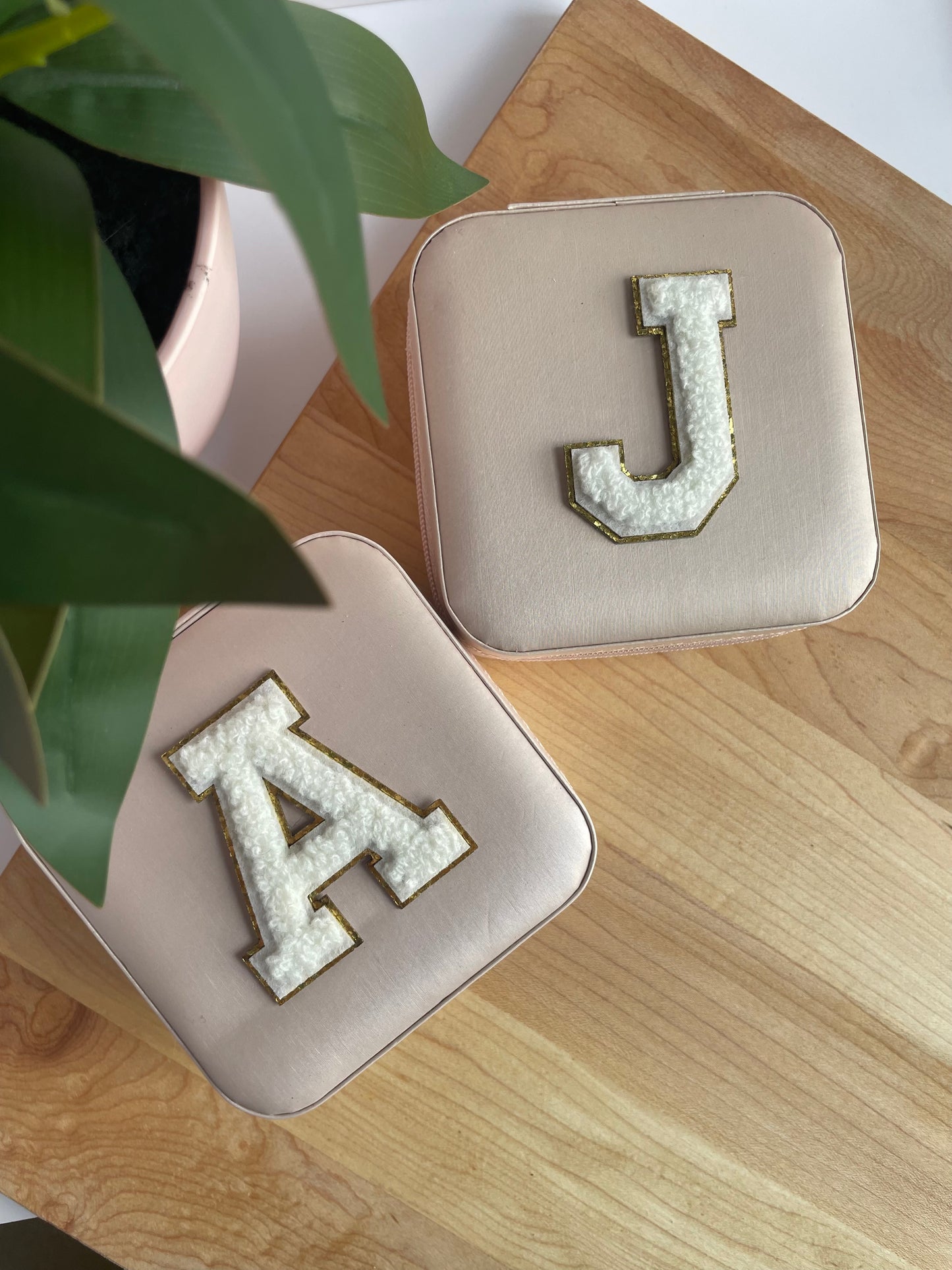 Custom White Letter Jewelry Box