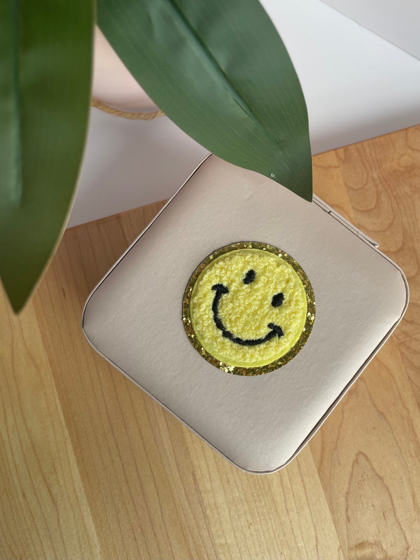 Colorful Smiley Faces Light Pink Jewelry Boxes