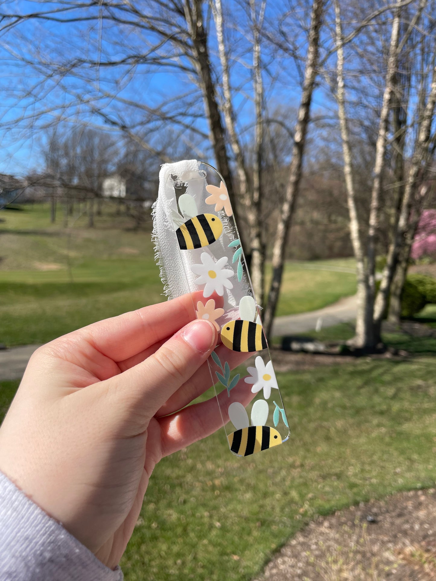 Beautiful Bees and Flowers Pretty Clear Acrylic Bookmark with Chiffon Ribbon