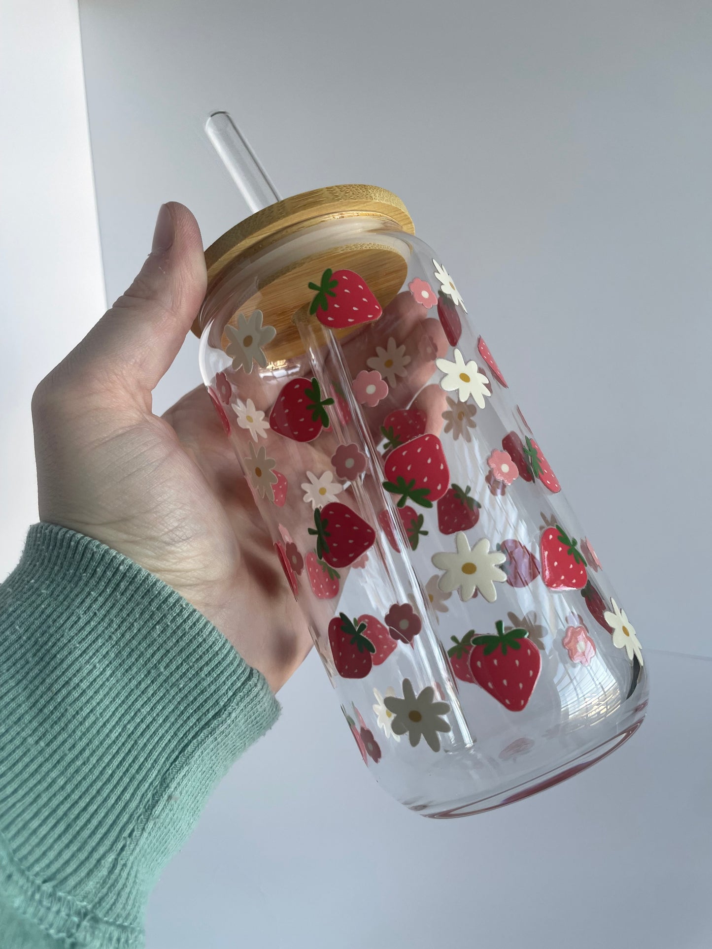 Strawberries and Daises Glass Cup with Bamboo Lid and Glass Straw
