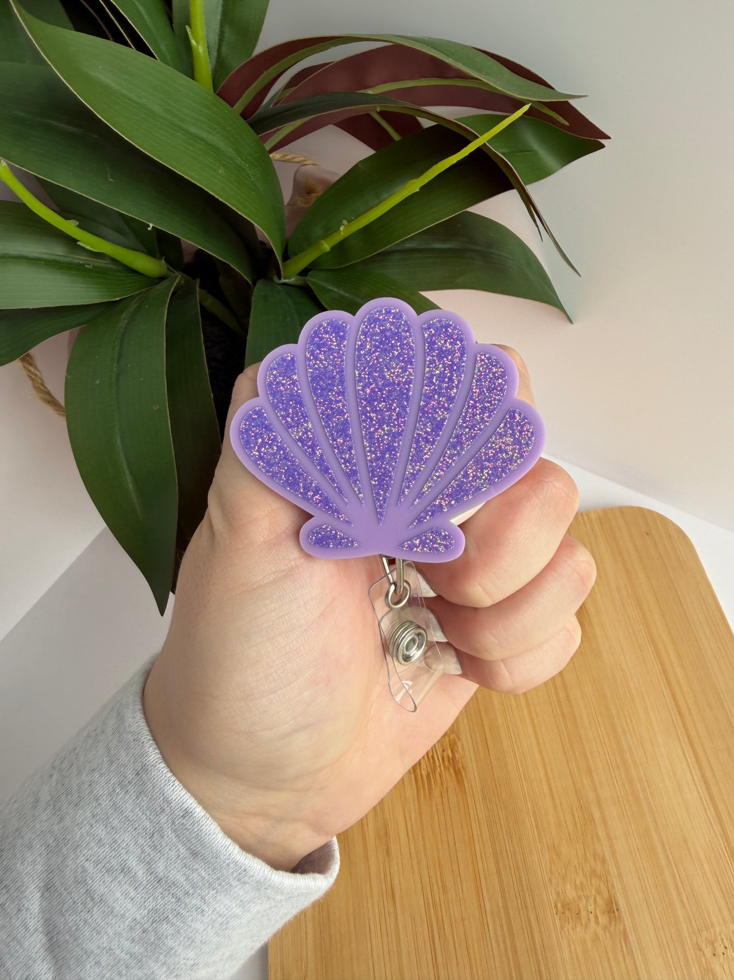 Glittery Seashell Acrylic Badge Reel
