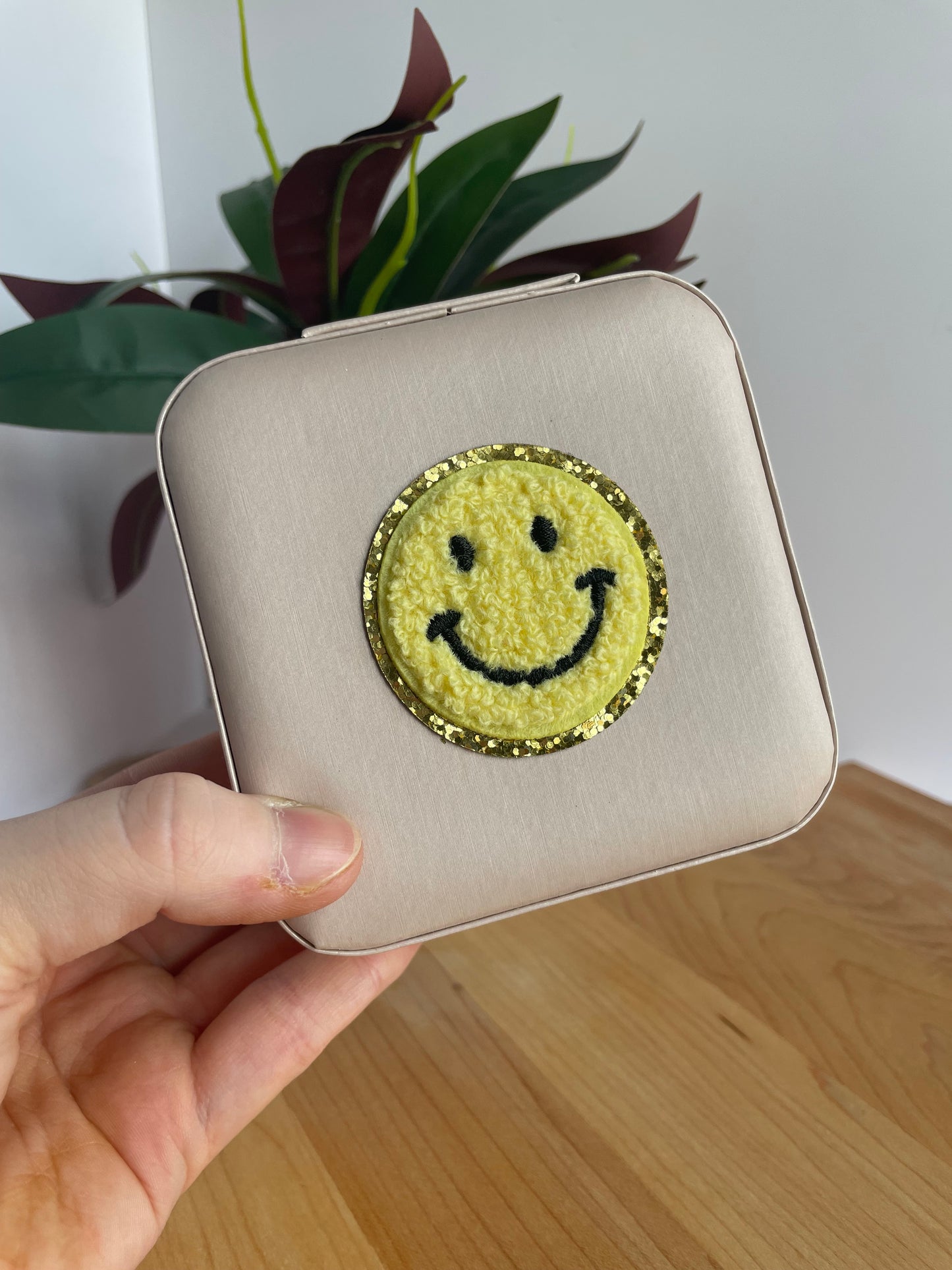 Colorful Smiley Faces Light Pink Jewelry Boxes