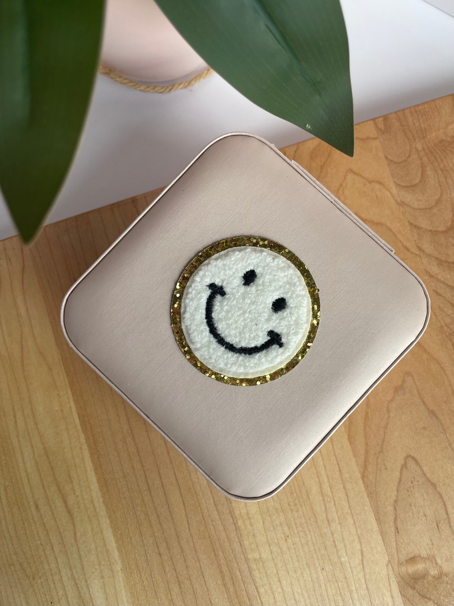 Colorful Smiley Faces Light Pink Jewelry Boxes