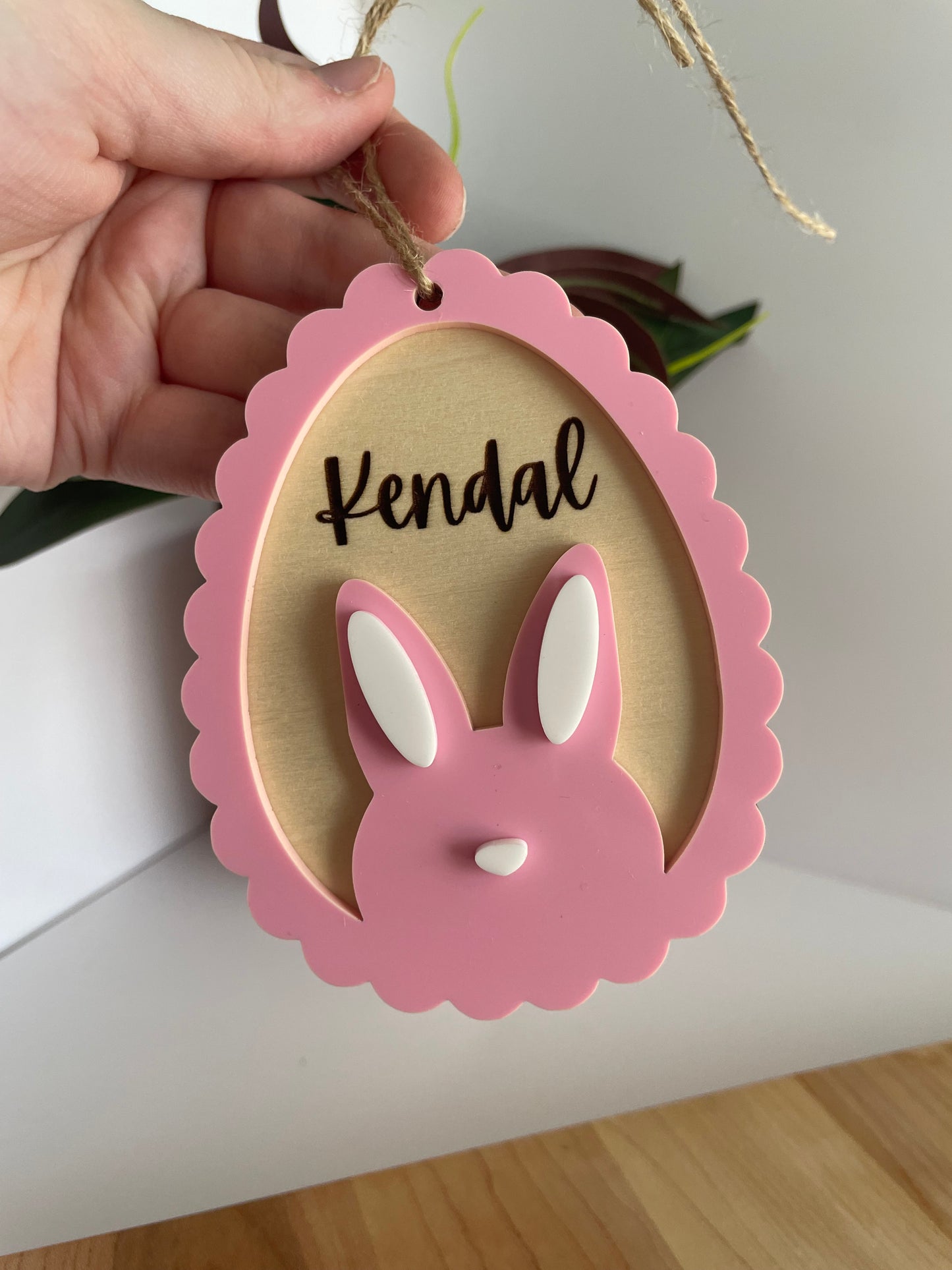 Scalloped Egg Bunny Easter Gift Tag