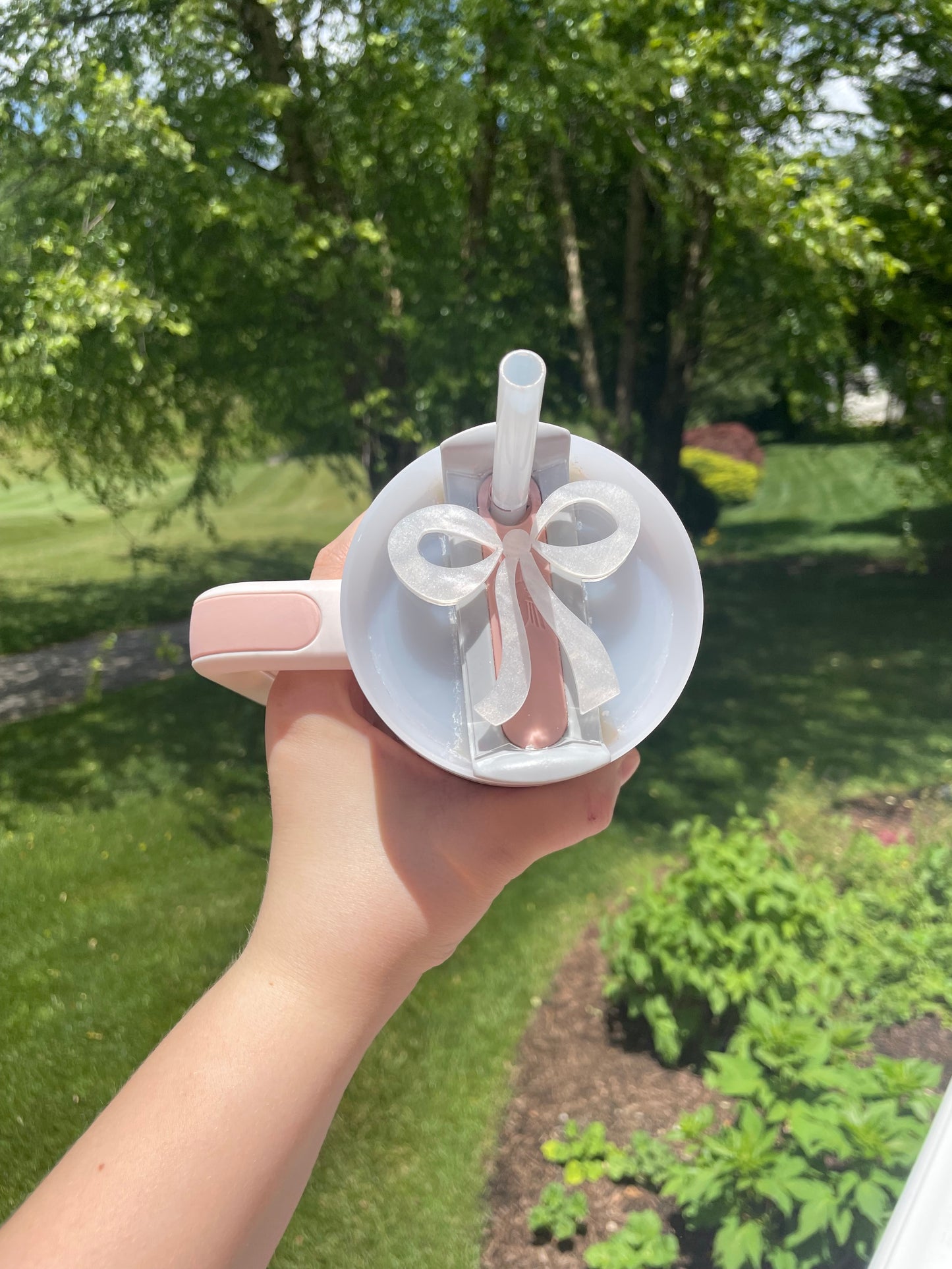 Pearlescent White Pretty Bow 30 and 40 ounce Stanley Topper for Waterbottles