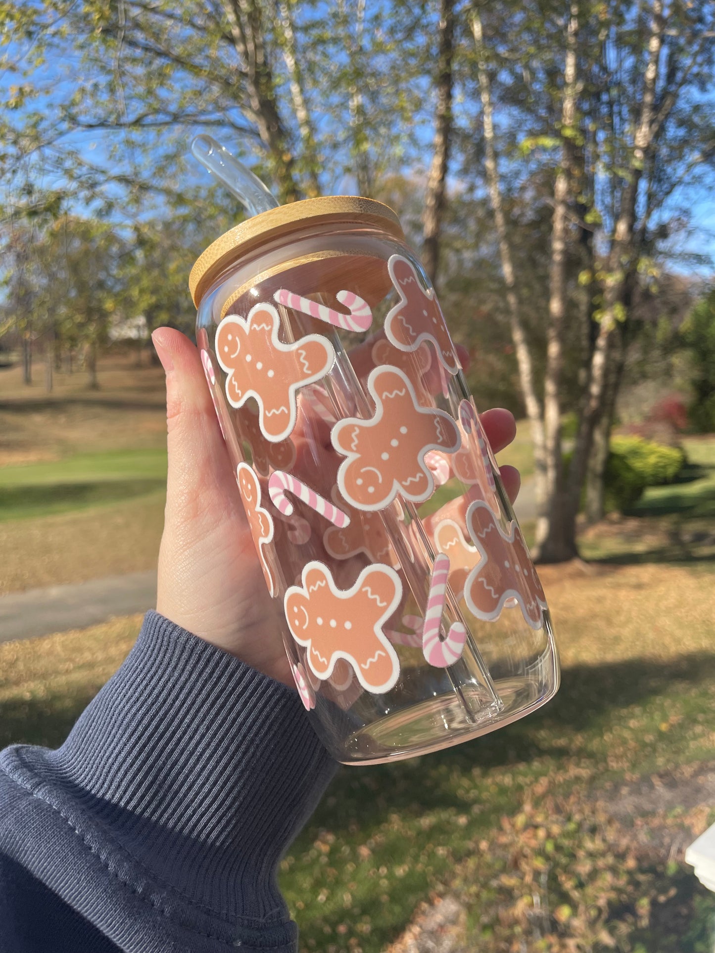 Gingerbread Cookies and Pink Candy Canes Glass Cup with Bamboo Lid and Glass Straw
