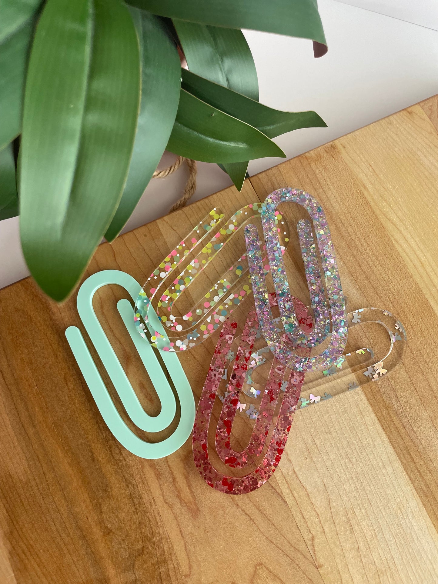 Jumbo Acrylic Paperclips