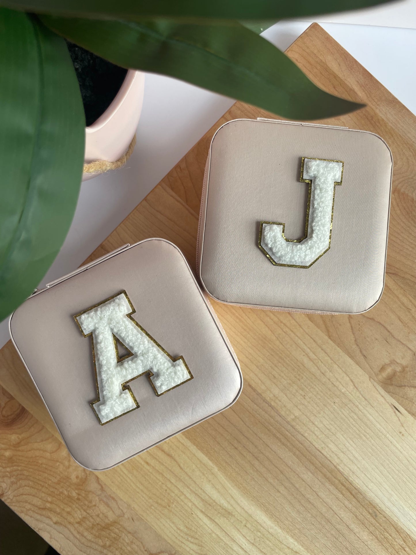 Custom White Letter Jewelry Box