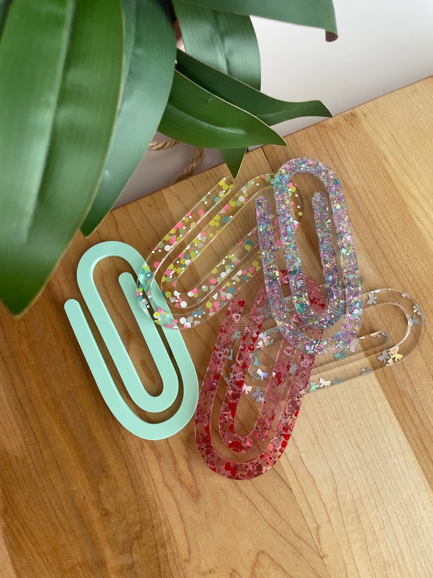 Jumbo Acrylic Paperclips