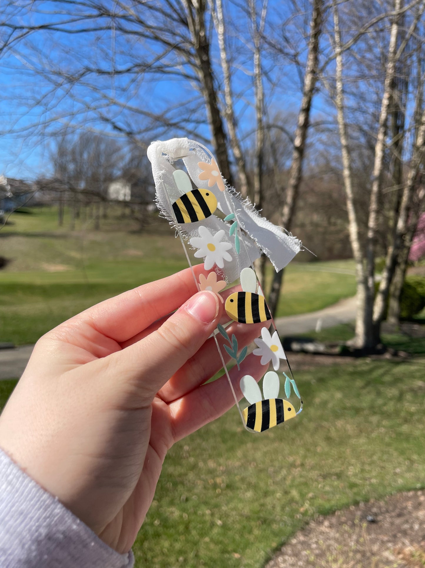 Beautiful Bees and Flowers Pretty Clear Acrylic Bookmark with Chiffon Ribbon