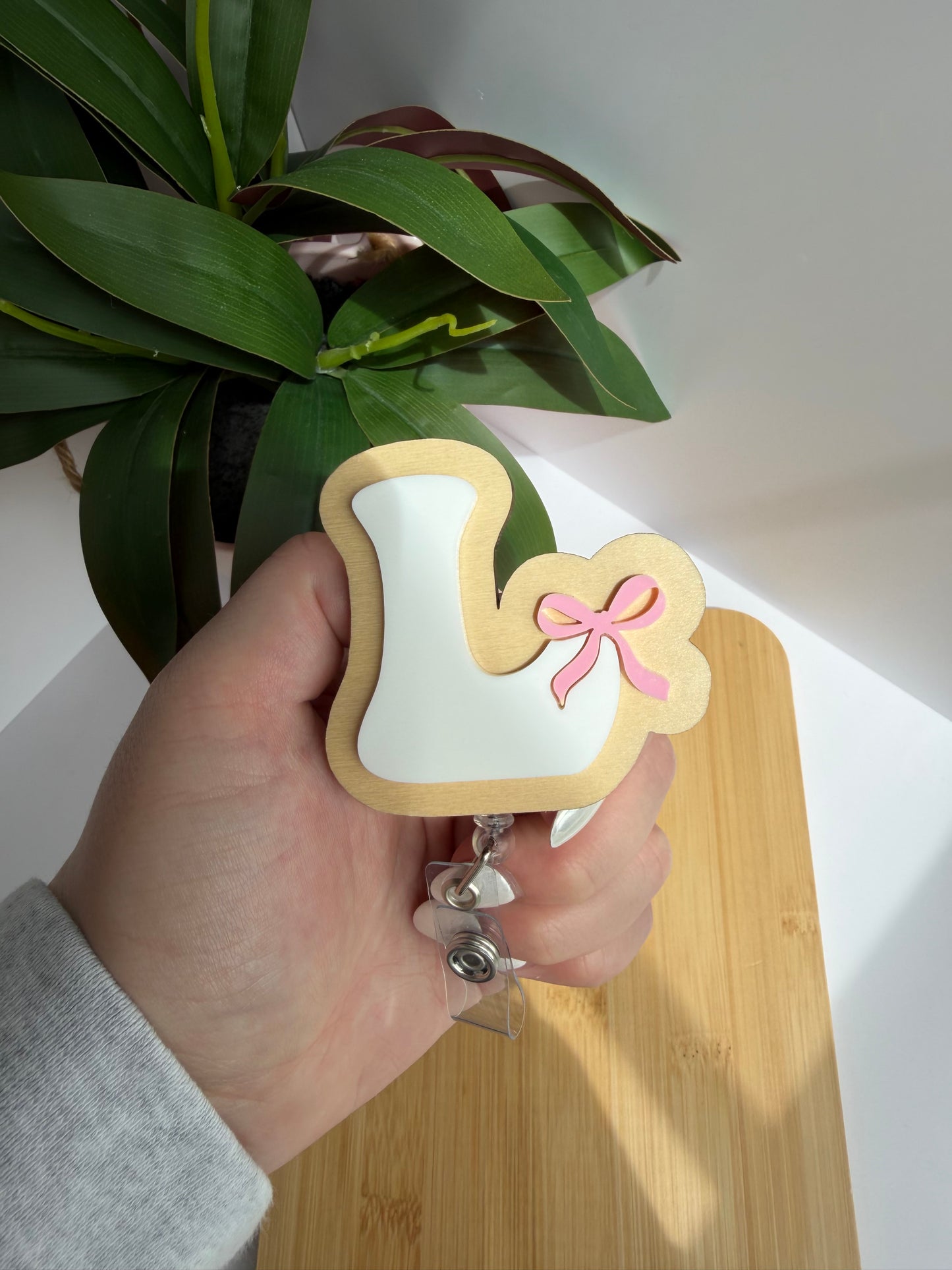 Letter Bow Acrylic Badge Reel