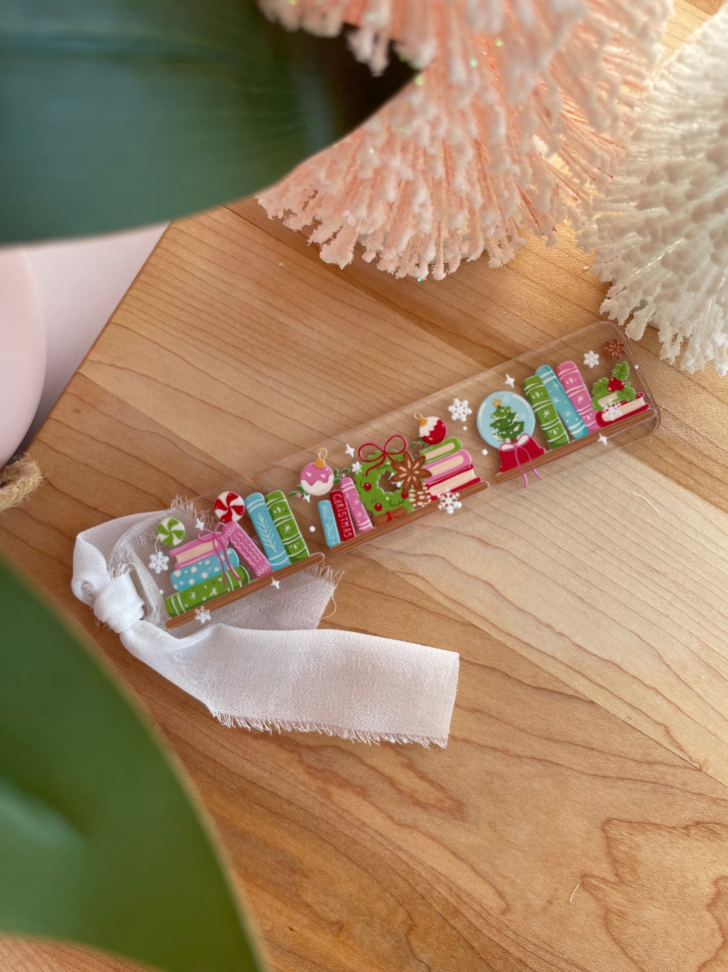 Christmas Bookshelf Clear Acrylic Bookmark with Chiffon Ribbon