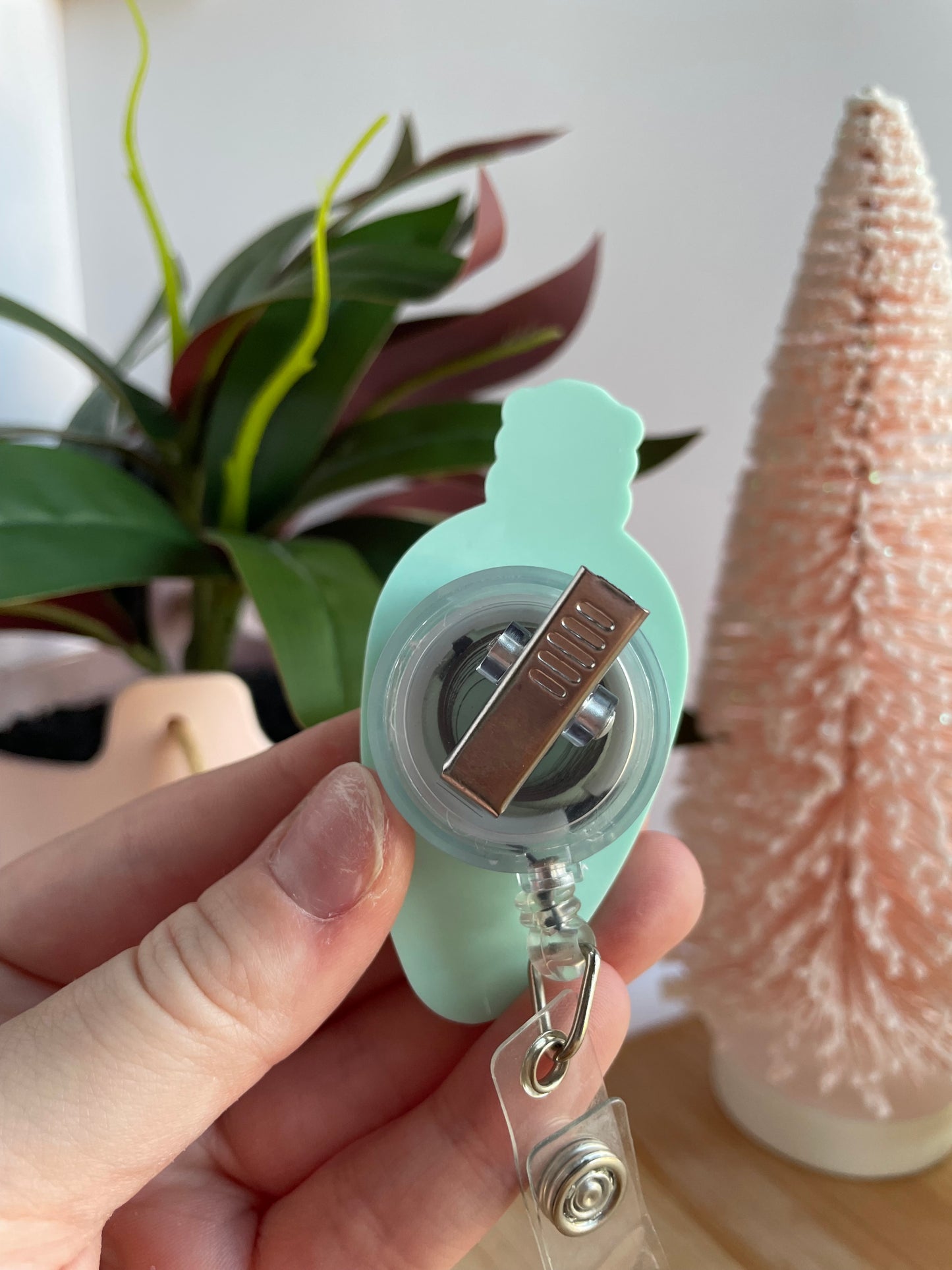 Christmas Lightbulb Badge Reel