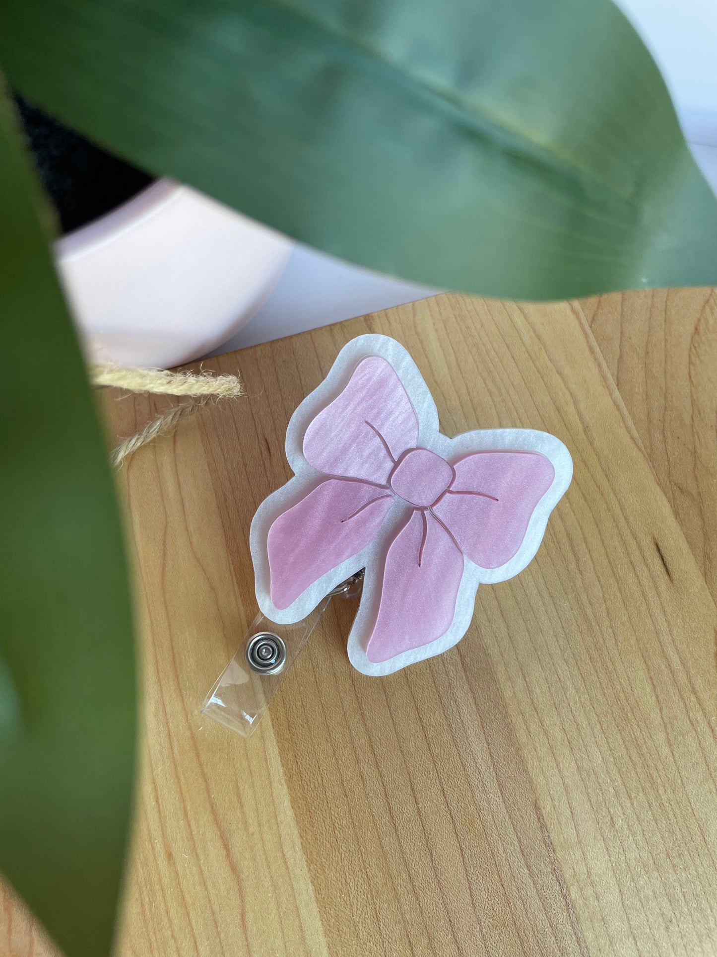 Pearl Pink and White Bow Acrylic Badge Reel