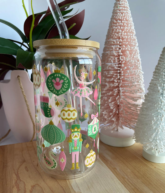 Beautiful Nutcrackers and Ornaments Glass Cup with Bamboo Lid and Glass Straw