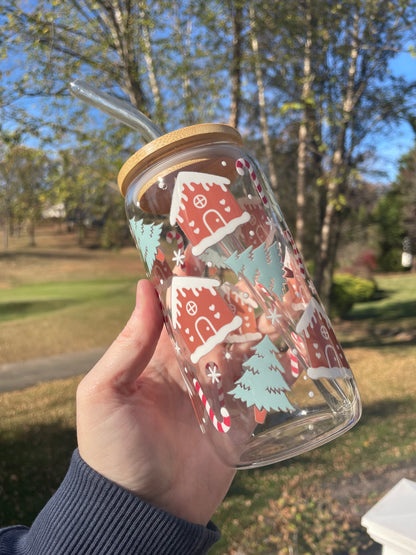 Gingerbread Houses and Snowy Trees Glass Cup with Bamboo Lid and Glass Straw