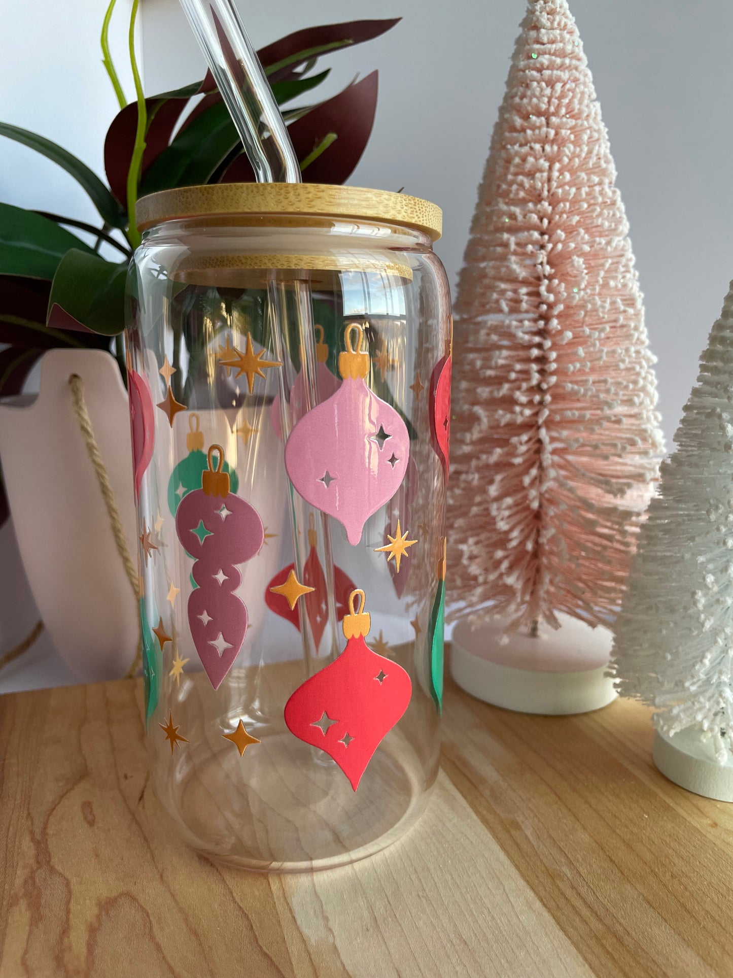 Christmas Ornaments Glass Cup with Bamboo Lid and Glass Straw