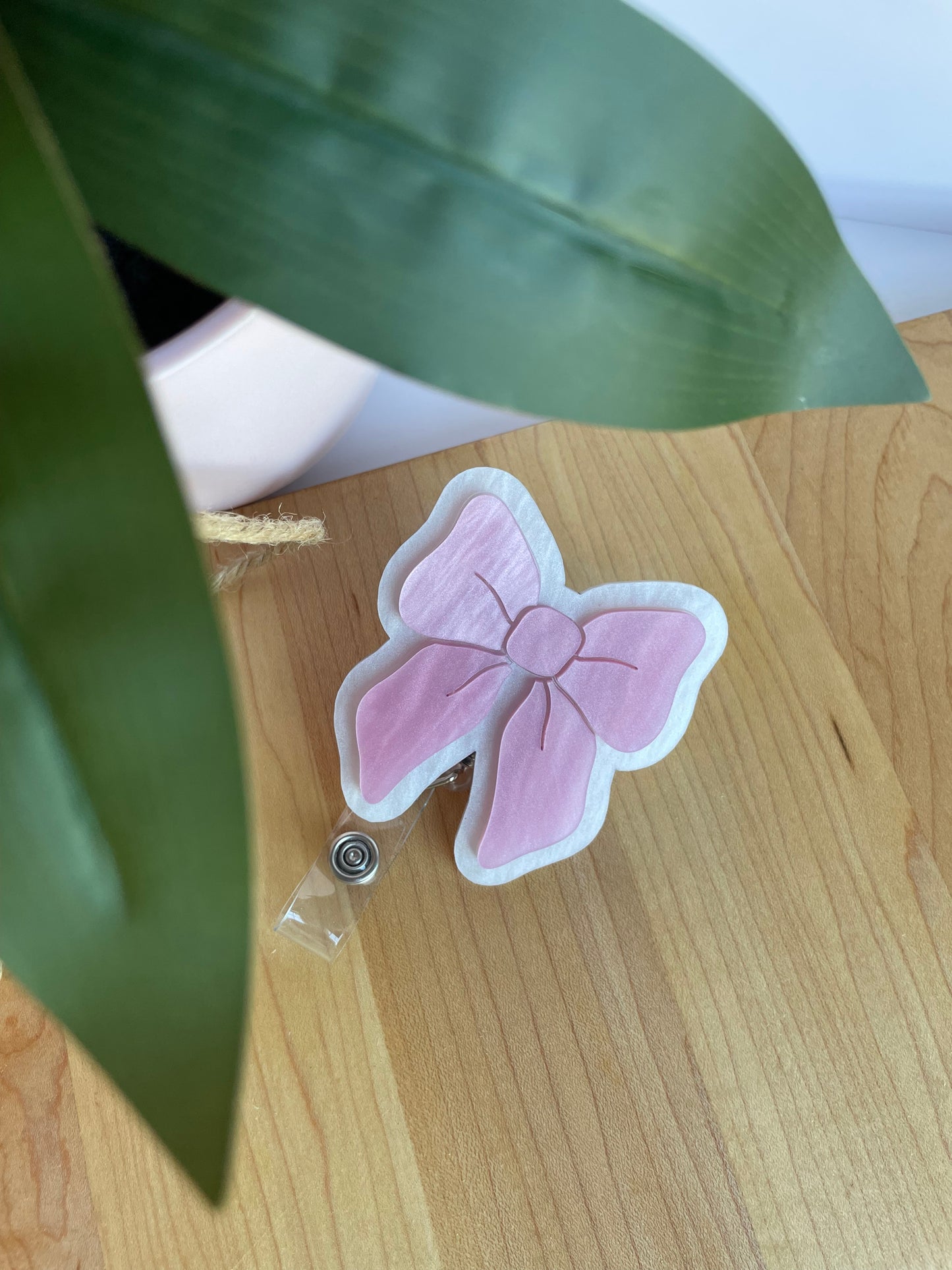 Pearl Pink and White Bow Acrylic Badge Reel