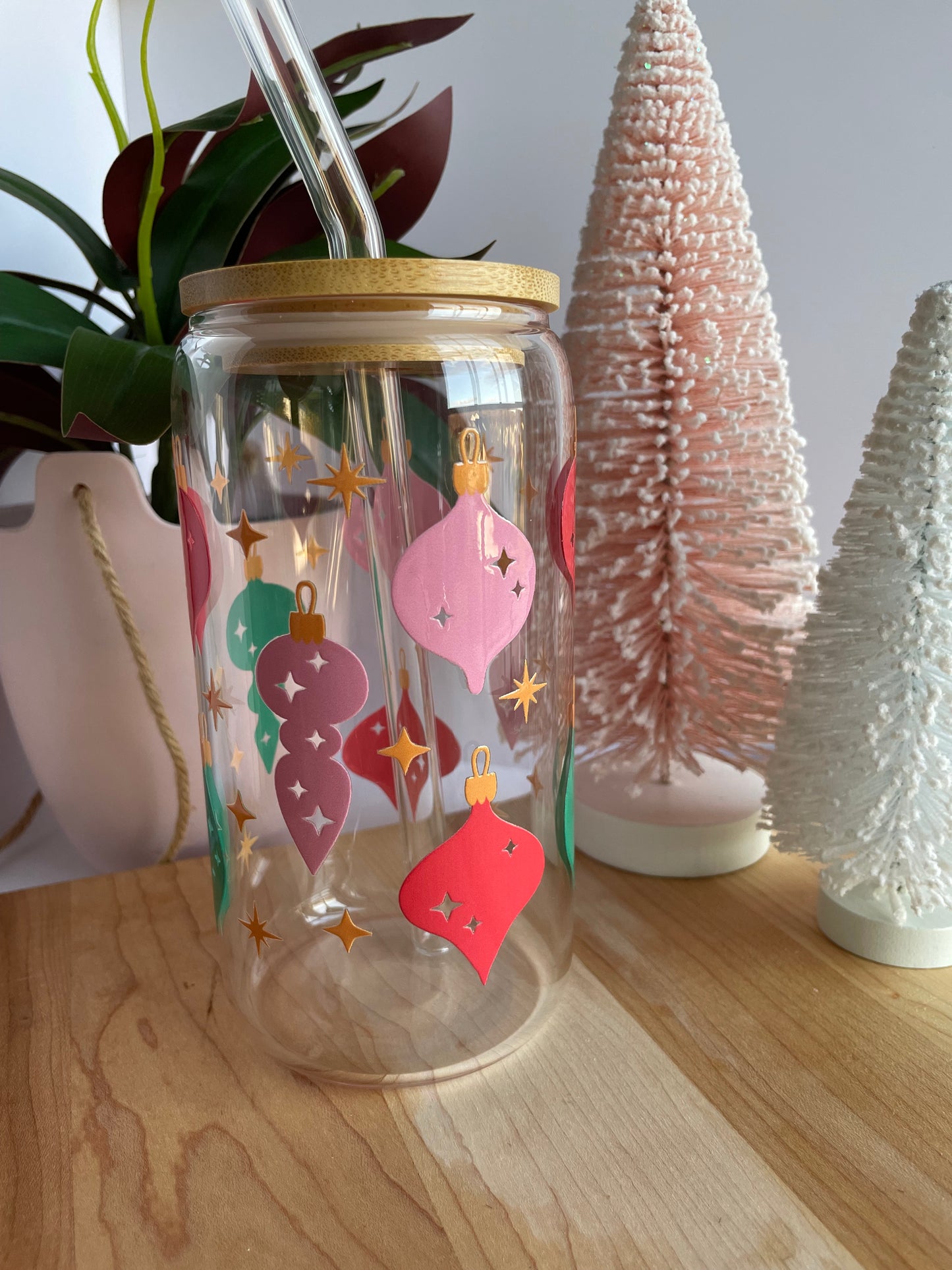Christmas Ornaments Glass Cup with Bamboo Lid and Glass Straw
