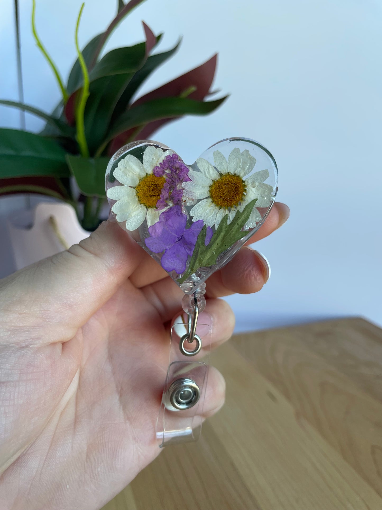 Dried Flower Heart Badge Reel