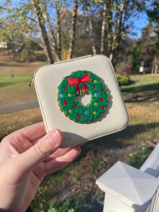 Festive Holiday Wreath White Mini Jewelry Box