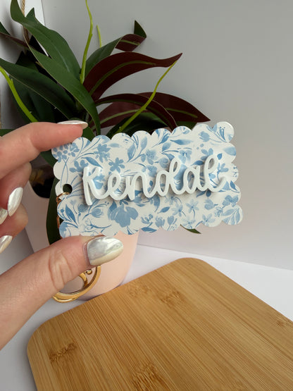 Scalloped Name Acrylic Keychain with Gold Features