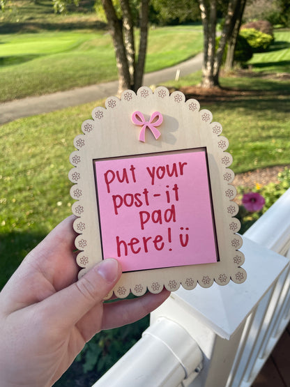 Wooden Post-it Notes Holder with Pink Bow and Floral Border